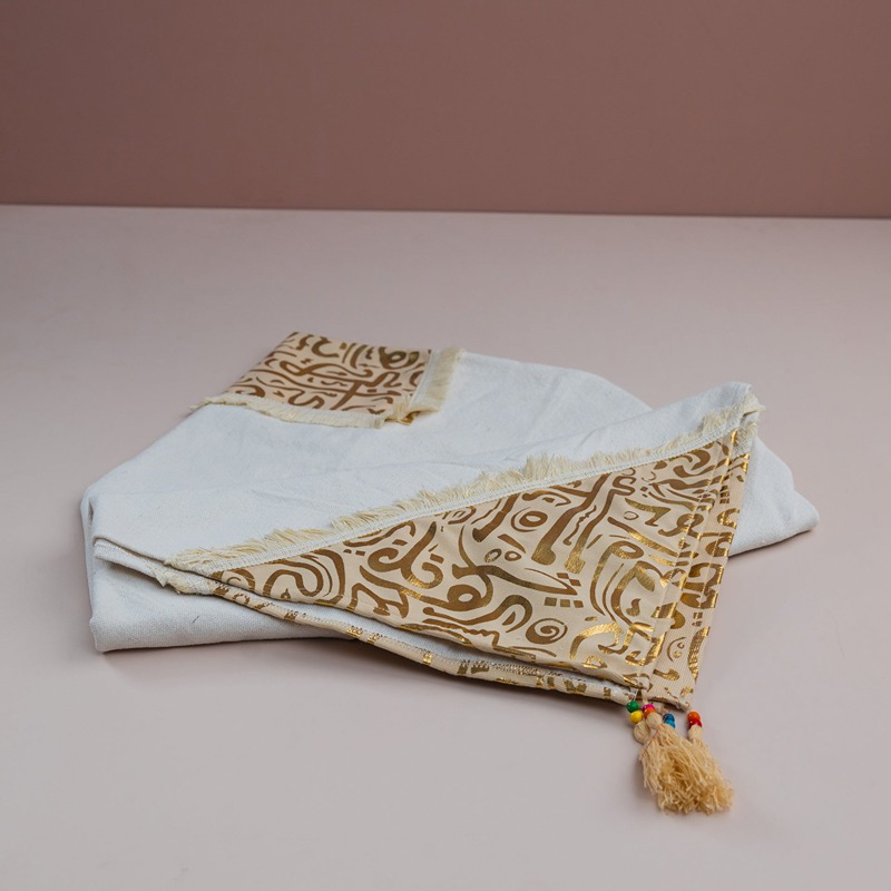 Table Runner, 150 × 150 cm, Multiple Colors - KM-EG55-329