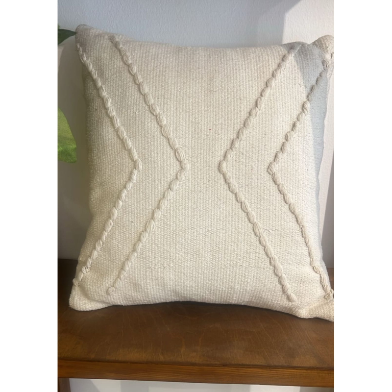 Wool cushion, 50 × 50 cm, beige - KM-EG175-402