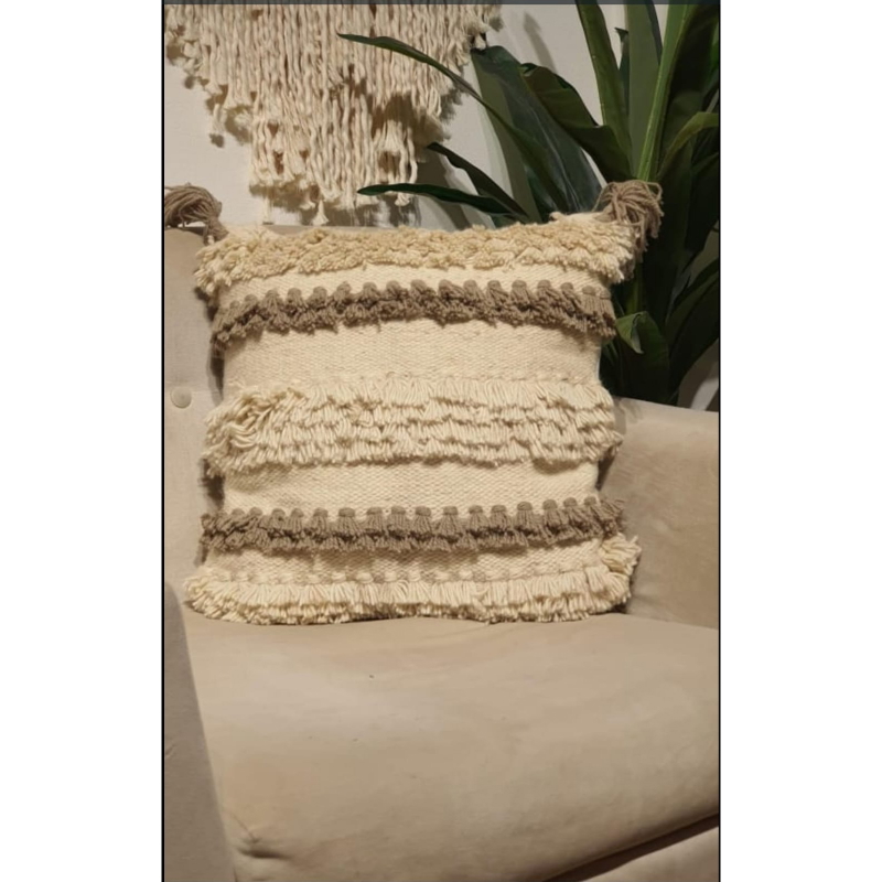 Wool cushion, 50 × 50 cm, beige - KM-EG175-403