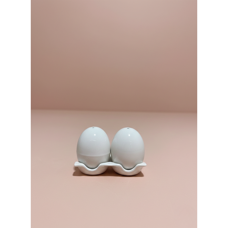 Egg Shape Shaker Set, 2 Pcs, White - KM-EG55-531